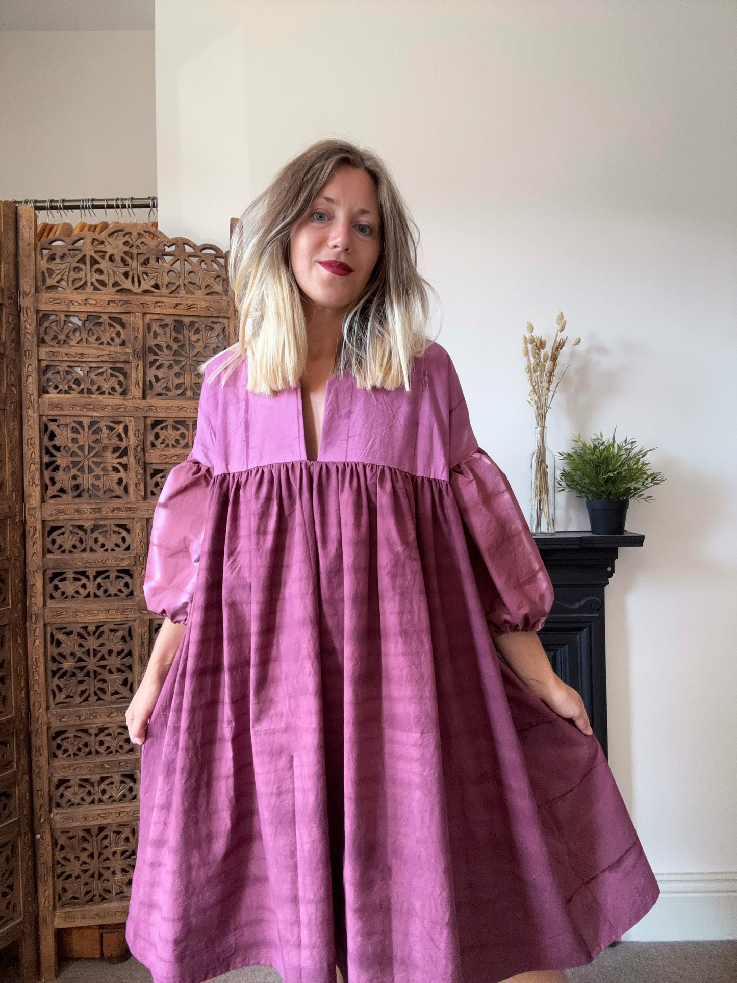 Plum cotton puff sleeve dress. Size 10-14
