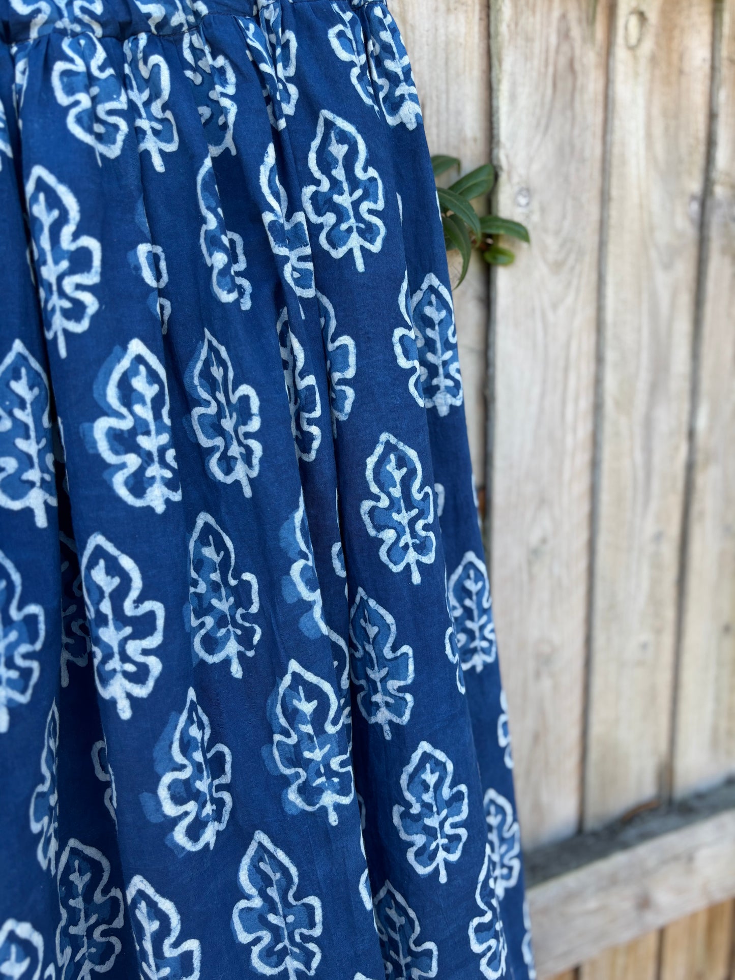 Indigo blockprint maxi skirt. Leaf print. Size 16
