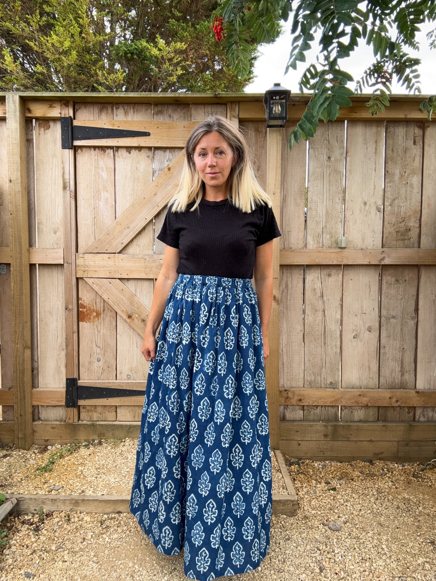 Indigo blockprint maxi skirt. Leaf print. Size 16