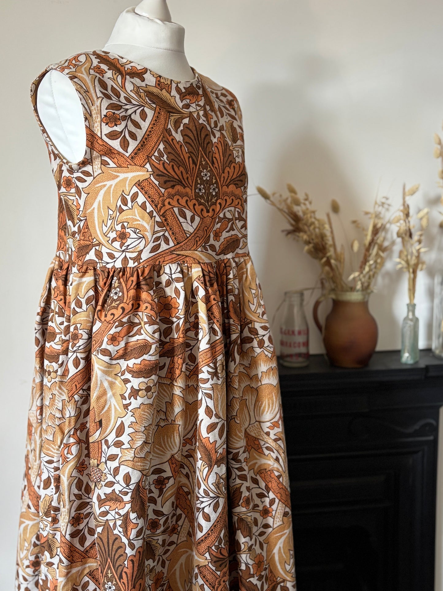 William Morris Golden Lily Sleeveless Dress Size 10