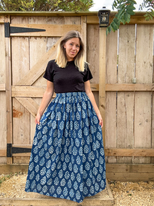 Indigo blockprint maxi skirt. Leaf print. Size 16