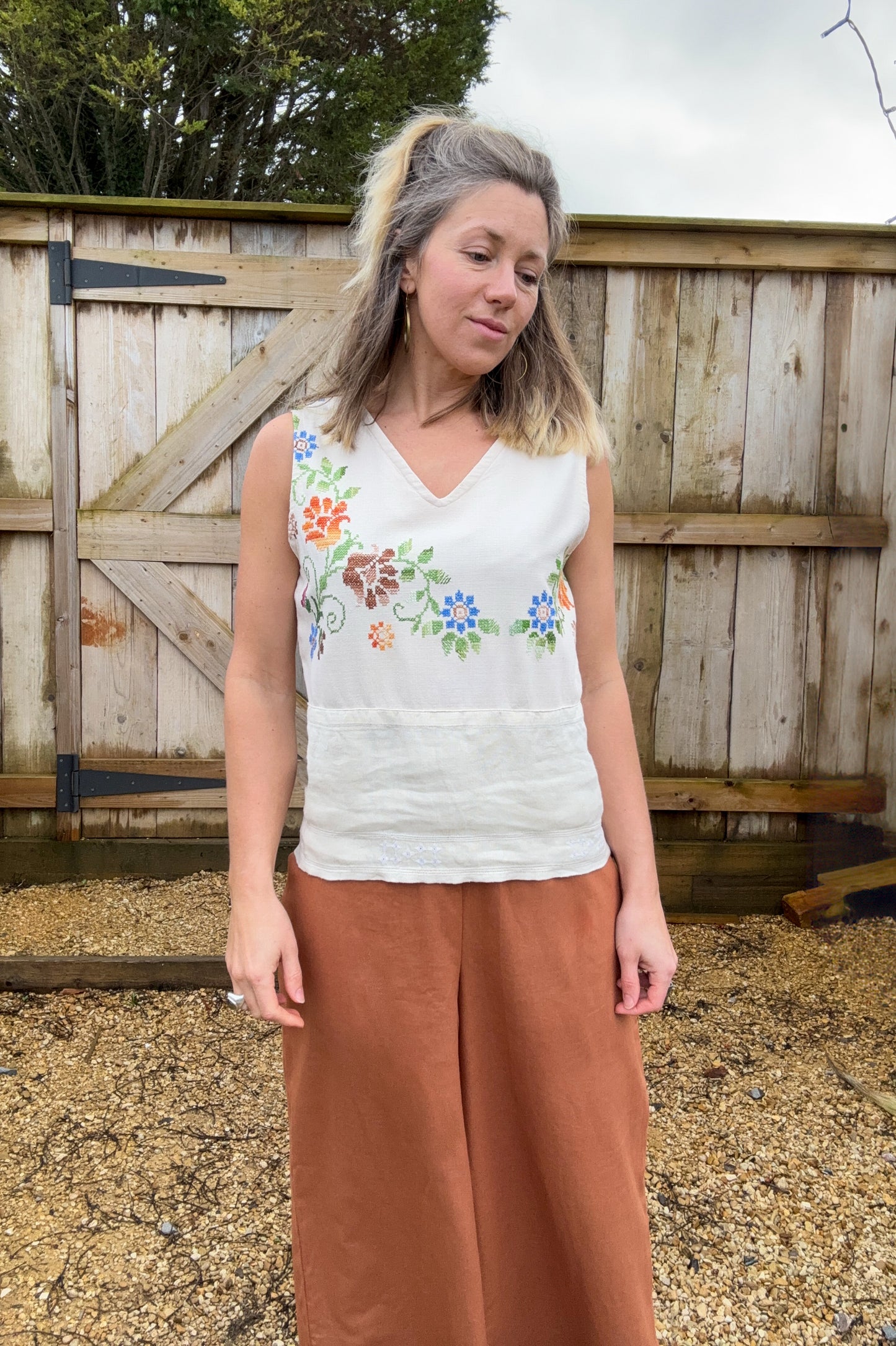 Tablecloth tunic top size 12