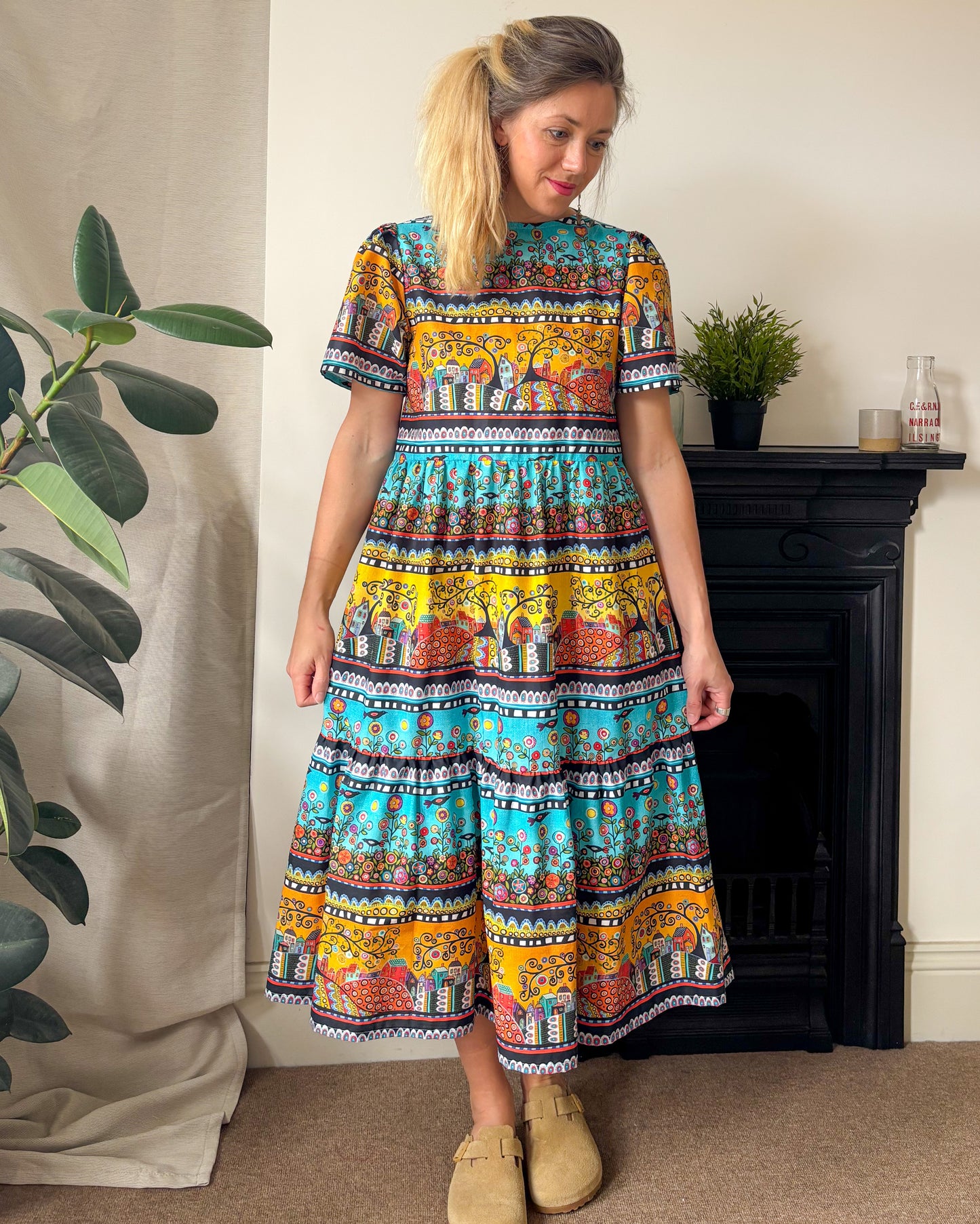 The Joy Dress in folk print. Size 6-20