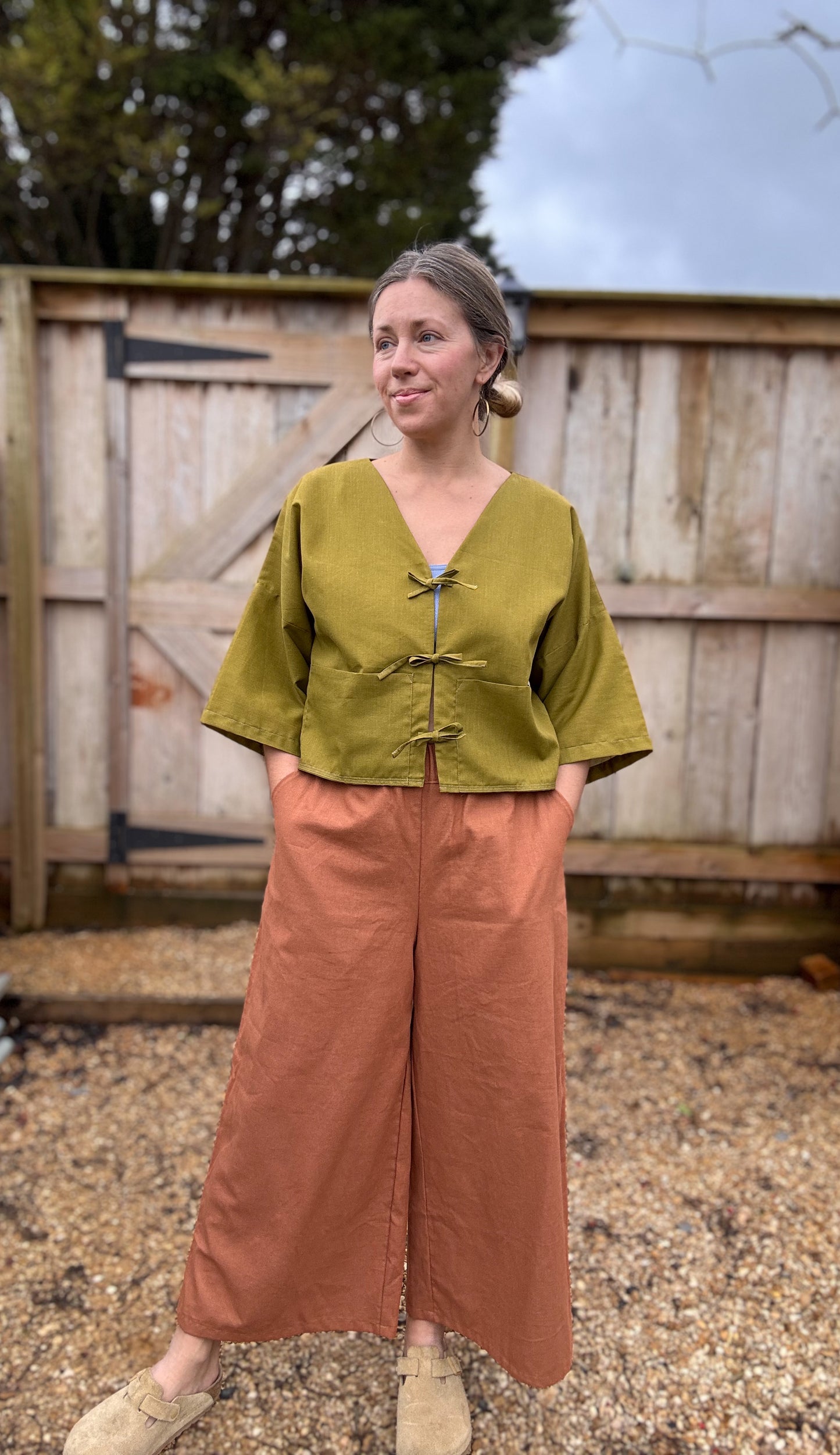 The Eden Blouse in Olive Size 12/14/16