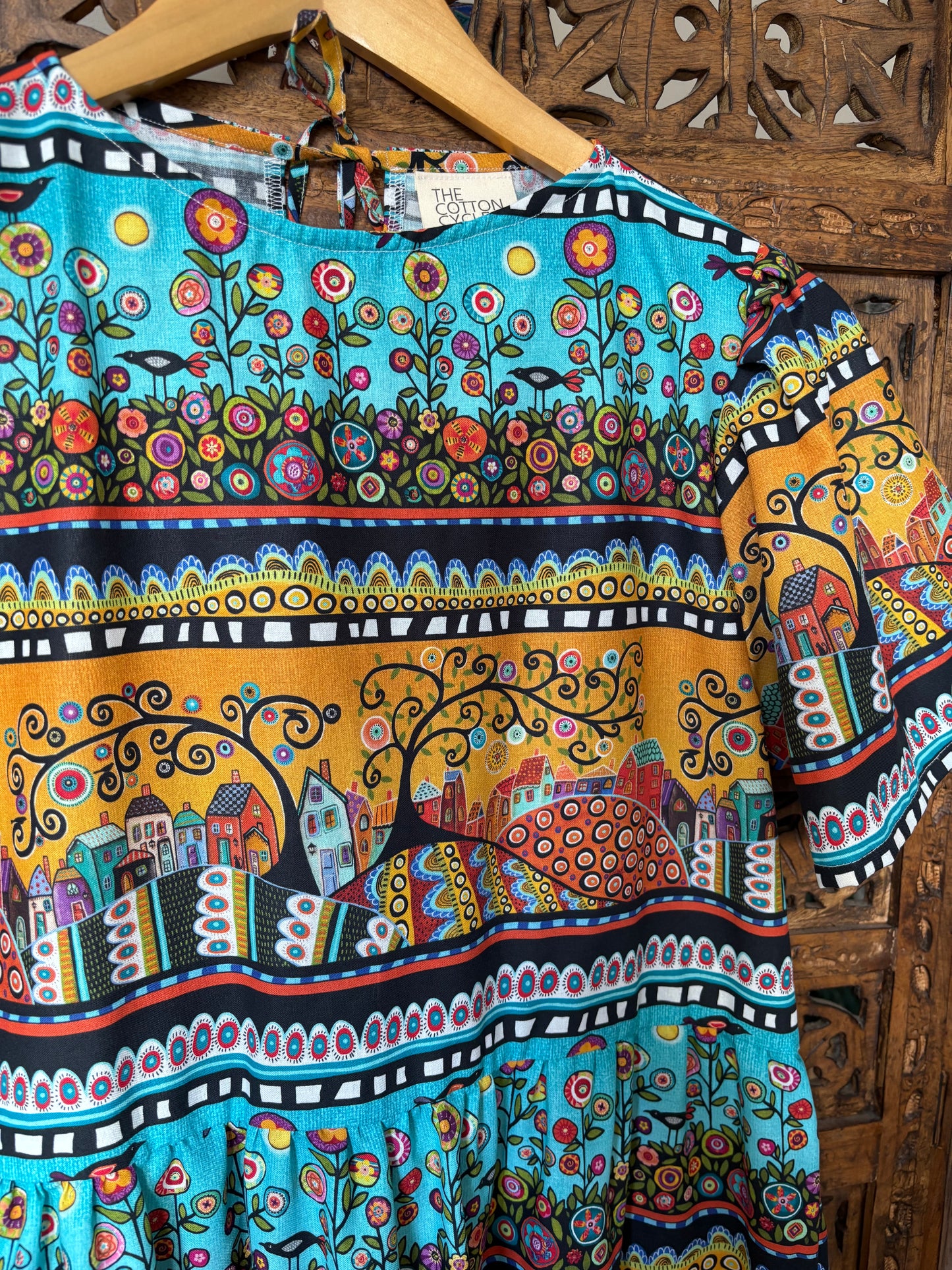 The Joy Dress in folk print. Size 6-20