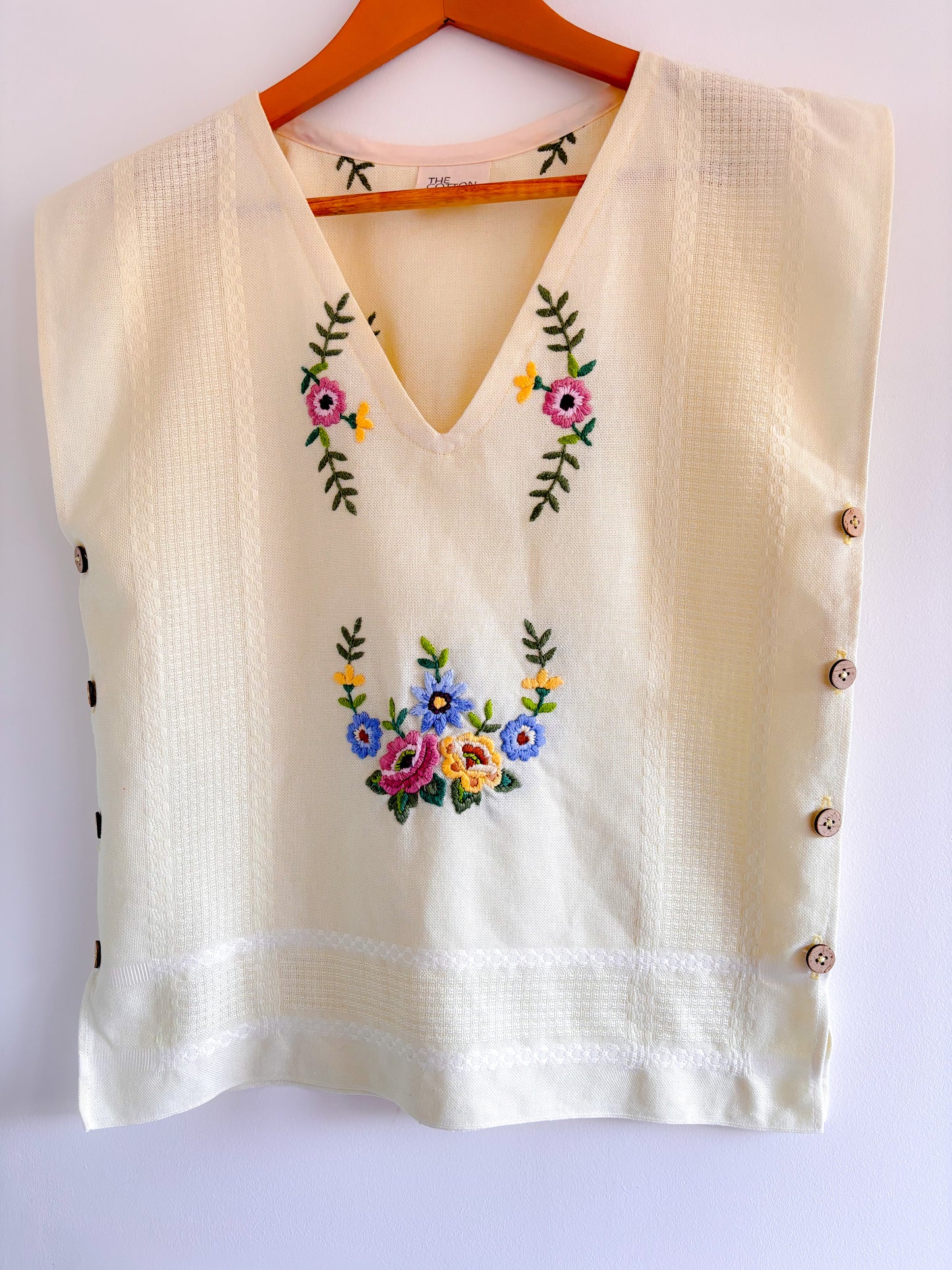 Pale lemon embroidered tablecloth tunic top 8-10