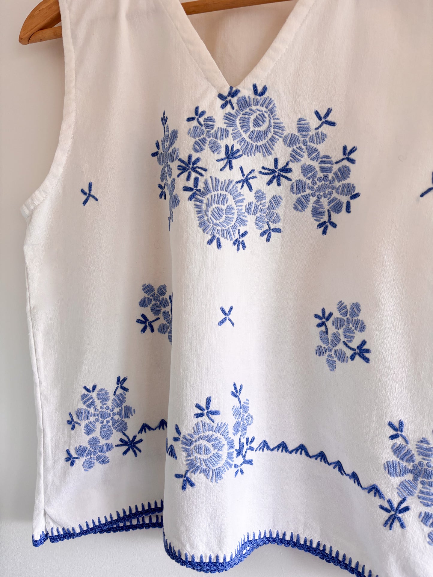 White cotton blue embroidered vest top size 12-14