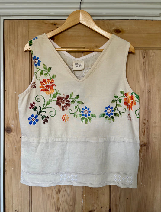 Tablecloth embroidered vest top in cream 10-12
