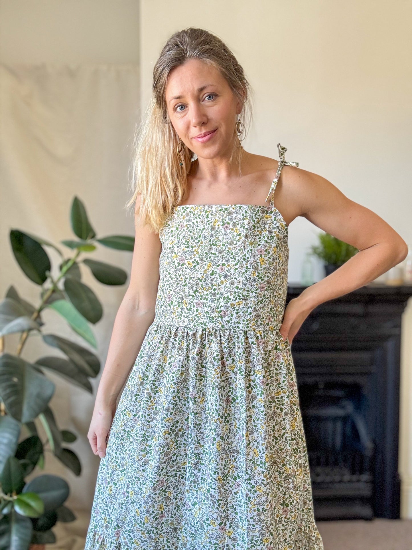 The Eden Dress In Ditsy. Sizes 6-20