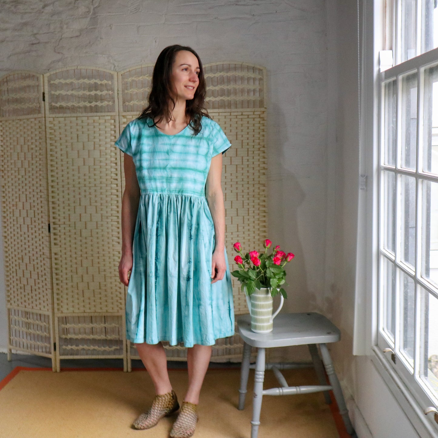 The Willow Dress In Sea Green Size Small (8-12)