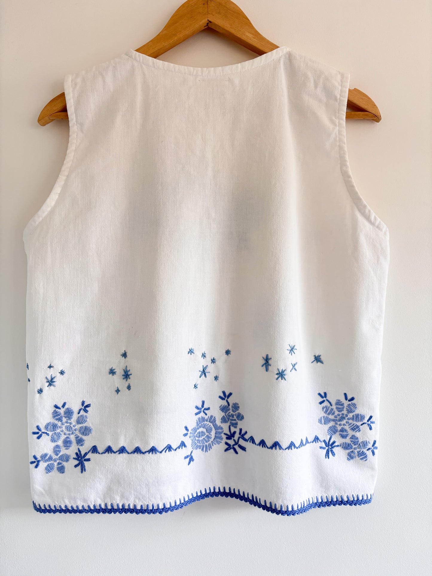 White cotton blue embroidered vest top size 12-14