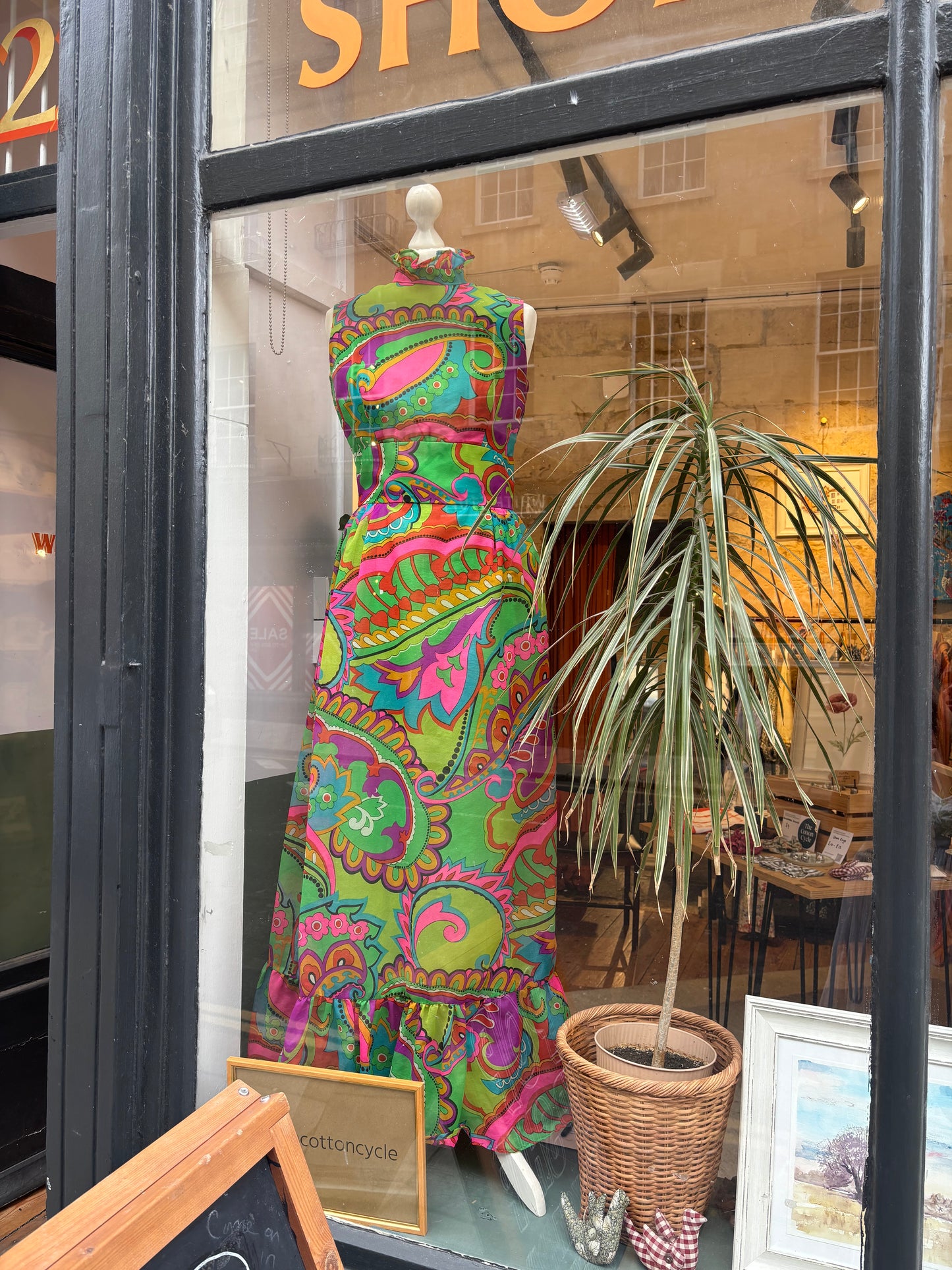 Vintage 70s psychedelic maxi dress size 10