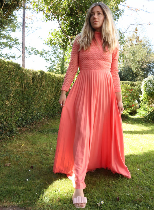 Vintage 1970s crochet maxi in coral/peach. Long sleeve. Wedding guest. Size 8.