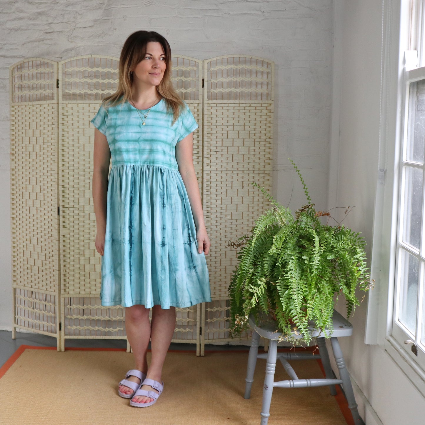 The Willow Dress In Sea Green Size Small (8-12)