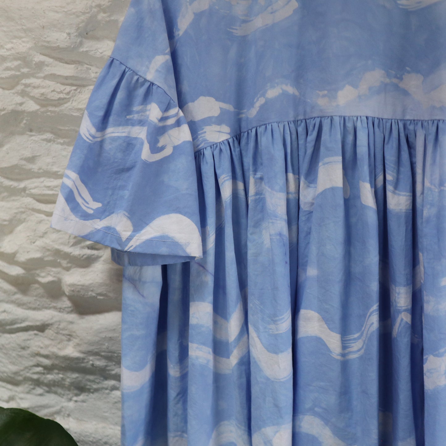 The Wave Dress in Sea Blue Size XL (18-20)